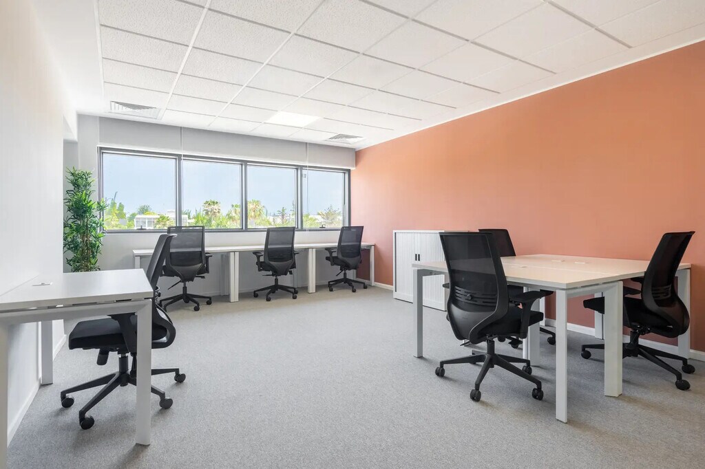 Location Bureaux 76 m² - Photo 1