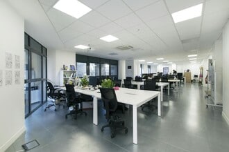 227 City Rd, London to rent Interior Photo- Image 2 of 5