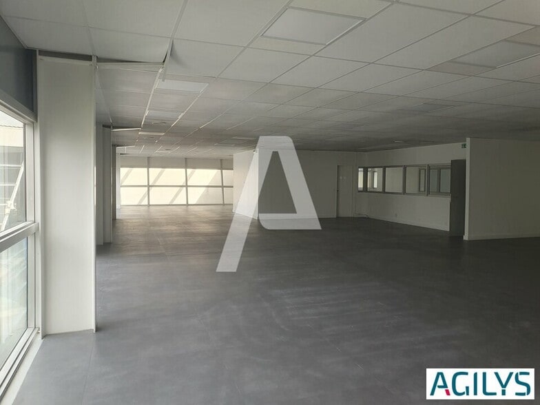 29 Rue Du Marché Rollay, Champigny-sur-Marne to rent - Interior Photo - Image 2 of 10