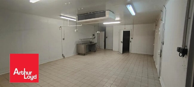 Vente Local d'activités 283 m²