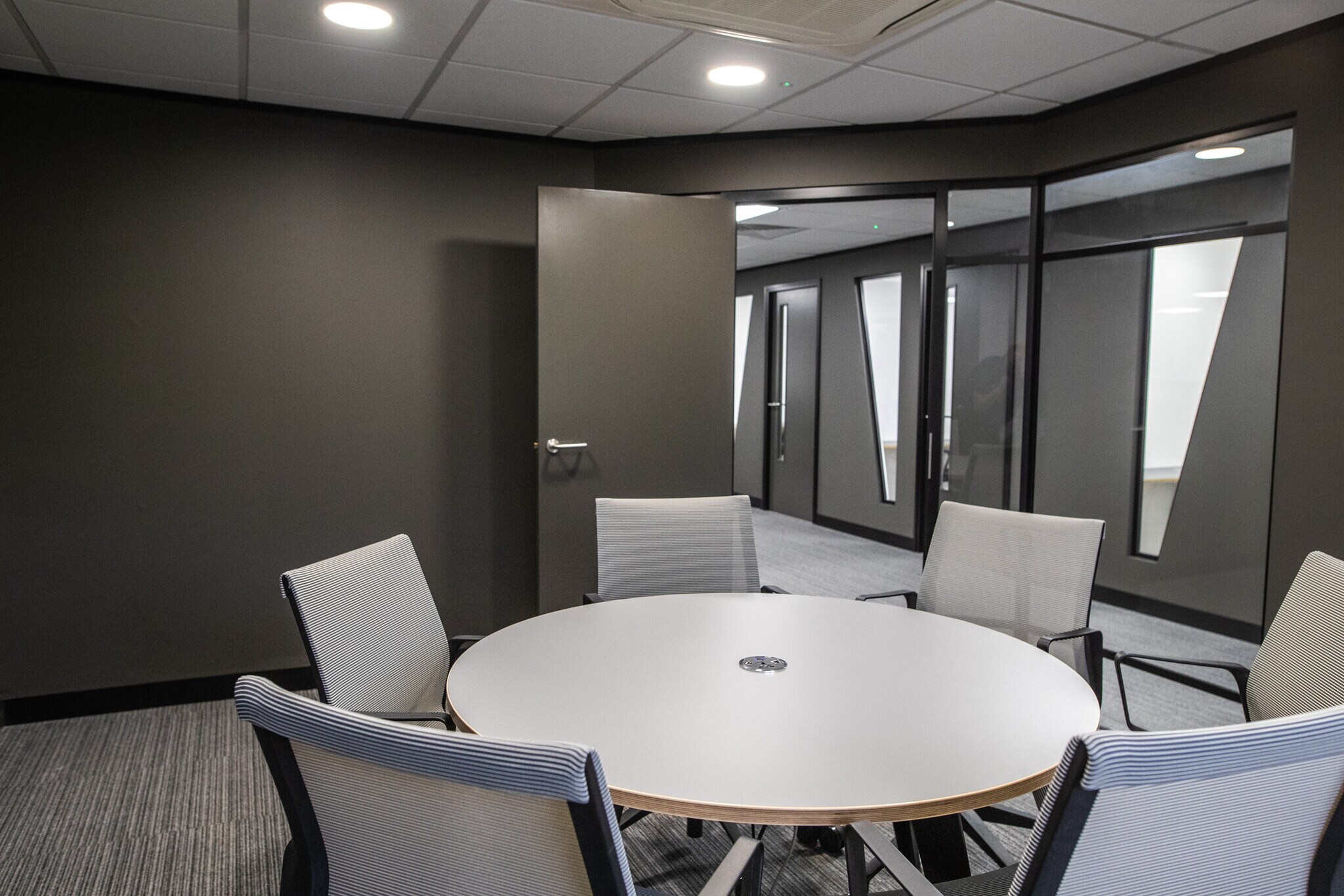 1 Royds Hall Rd, Leeds for sale Building Photo- Image 1 of 1