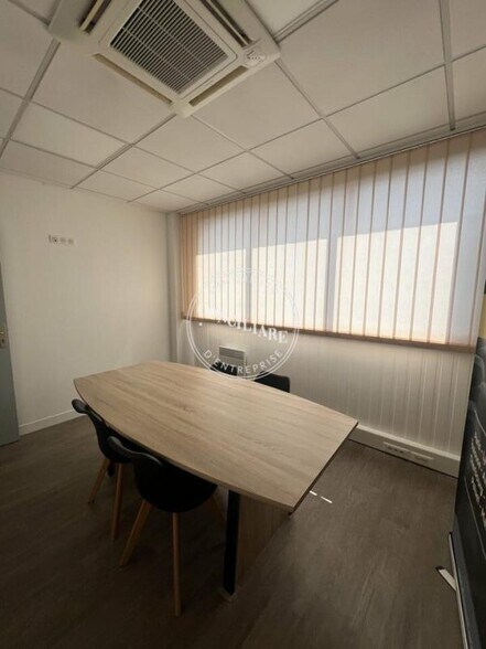 6 Rue Des Charrons, Blagnac to rent - Interior Photo - Image 3 of 4