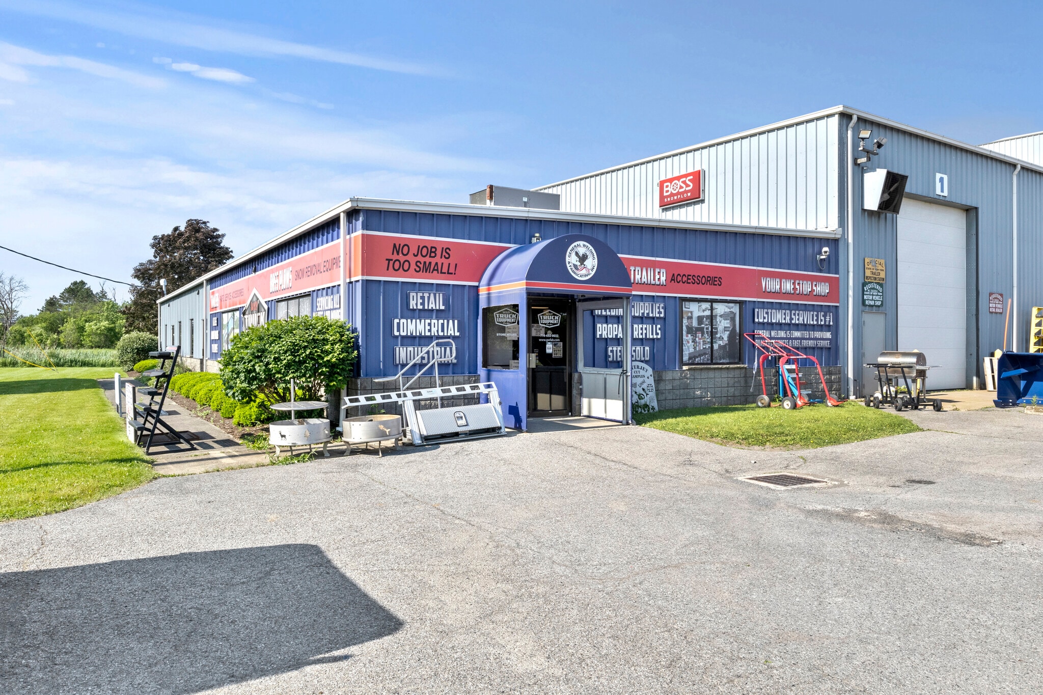 991 Maple Rd, Elma, NY for sale Primary Photo- Image 1 of 10