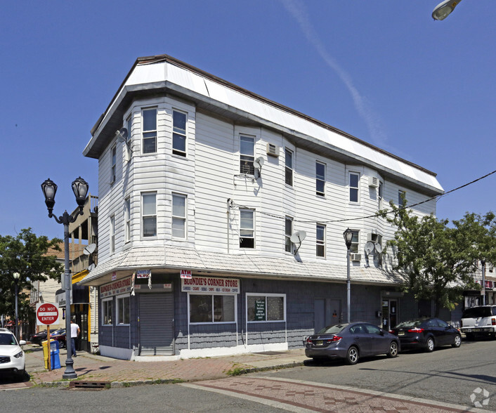 801 2nd Ave, Elizabeth, NJ for sale - Primary Photo - Image 1 of 1