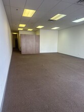 3565 E Post Rd, Las Vegas, NV for rent Building Photo- Image 2 of 3