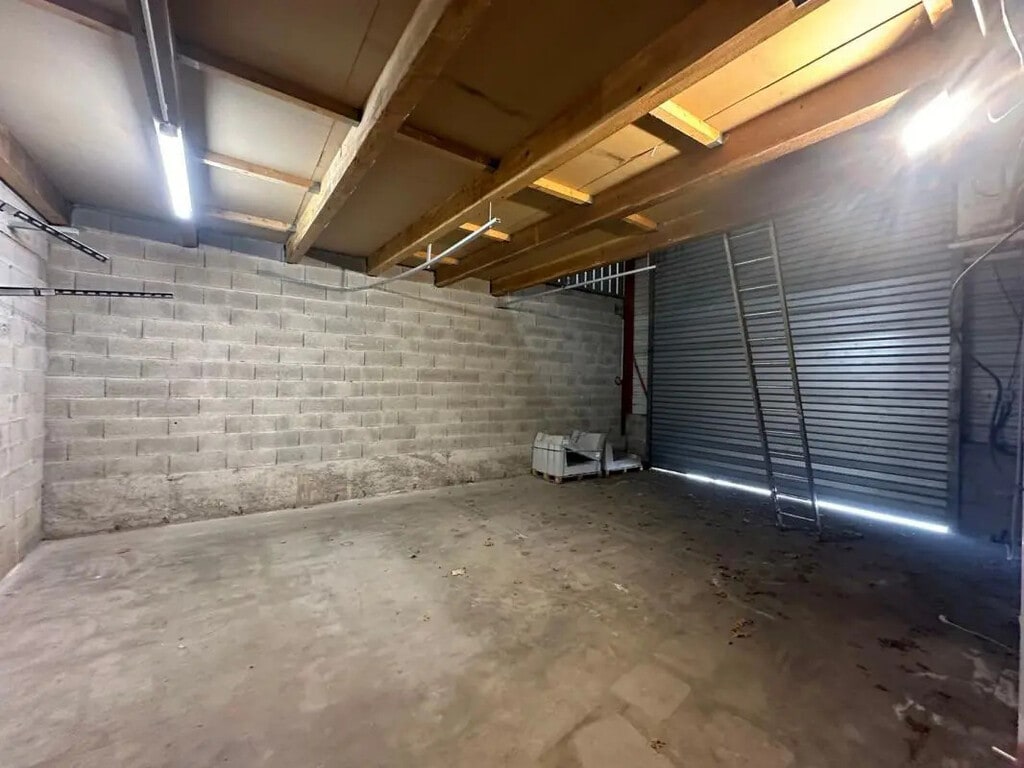 Location Bureaux 220 m² - Photo 1