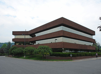 More details for 7 Skyline Dr, Hawthorne, NY - Office for Rent