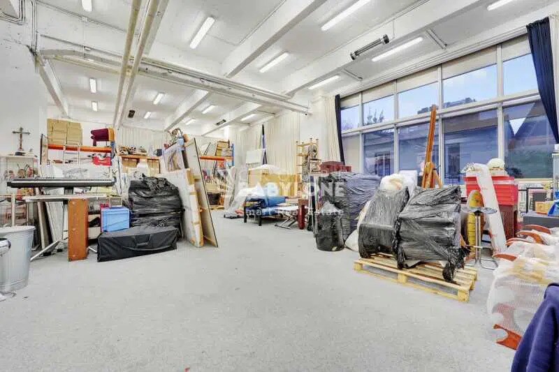 Office in Les Lilas for sale Interior Photo- Image 1 of 5