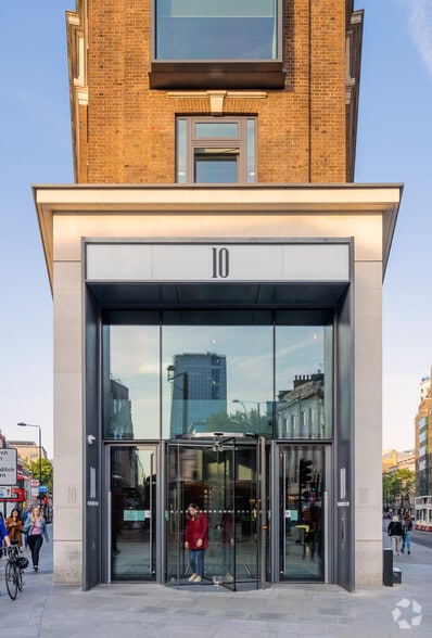 8-10 Bloomsbury Way, London to rent - Building Photo - Image 2 of 9