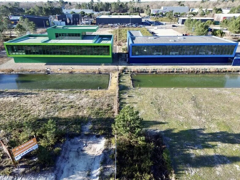 Light Industrial in Bordeaux for sale - Aerial - Image 3 of 12