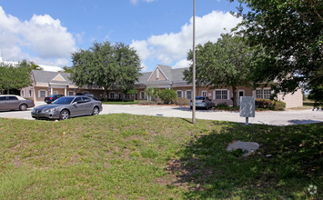 2511-2525 Dora Ave, Tavares, FL for sale Primary Photo- Image 1 of 1