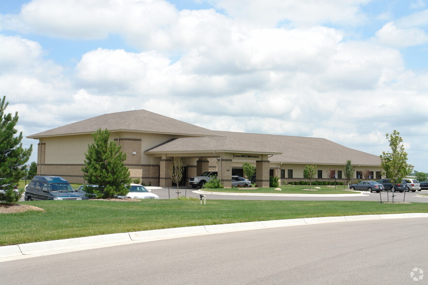 10100 E Shannon Woods St, Wichita, KS for sale - Primary Photo - Image 1 of 13