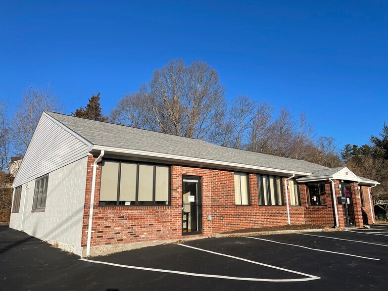 7291 Post Rd, North Kingstown 02852 UK