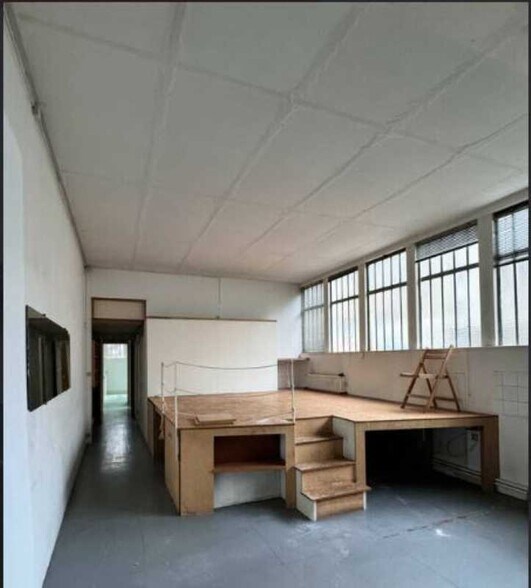 Office in Montreuil for sale - Interior Photo - Image 3 of 10