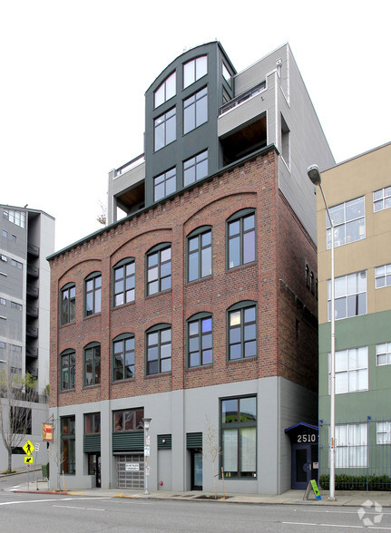 81 Vine St, Seattle, WA for sale - Building Photo - Image 2 of 2