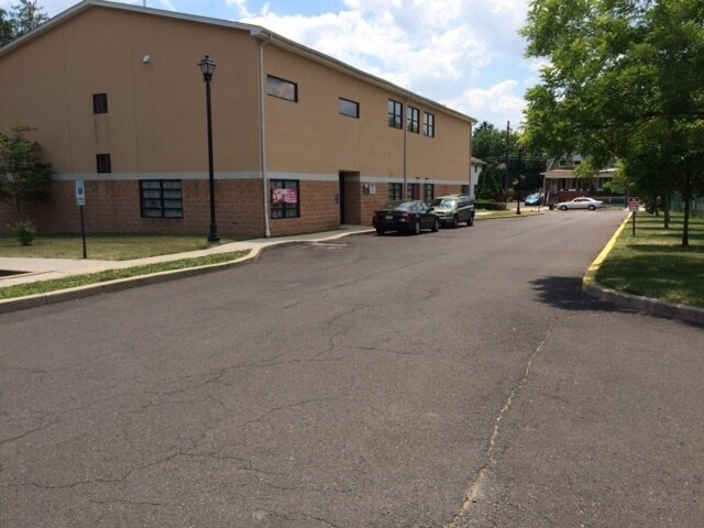 1001 Pennington Rd, Ewing, NJ for sale Building Photo- Image 1 of 1