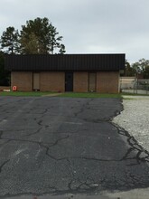 517 Concord Industrial Dr, Seneca, SC for rent Building Photo- Image 1 of 8