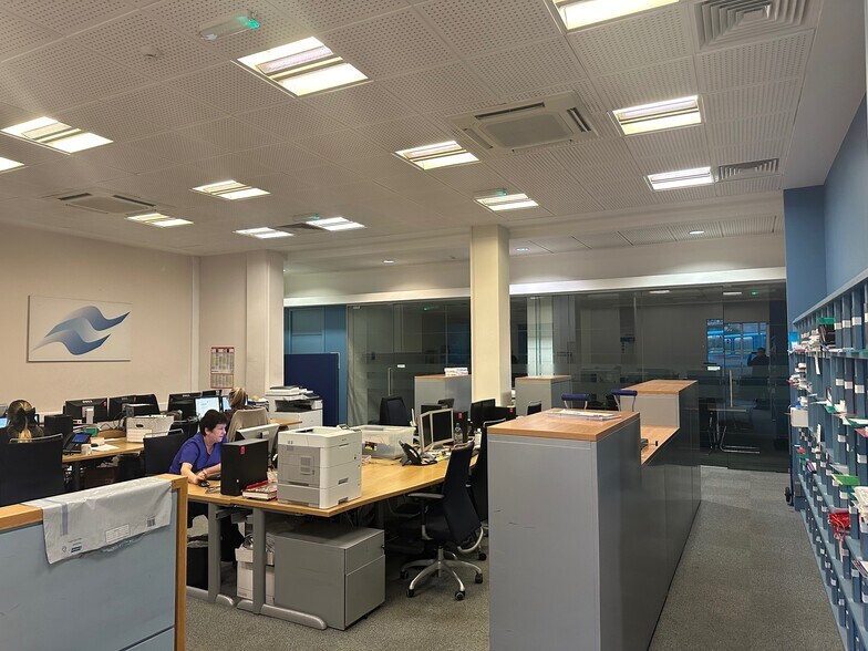 4-6 Cook St, Liverpool to rent - Interior Photo - Image 3 of 10