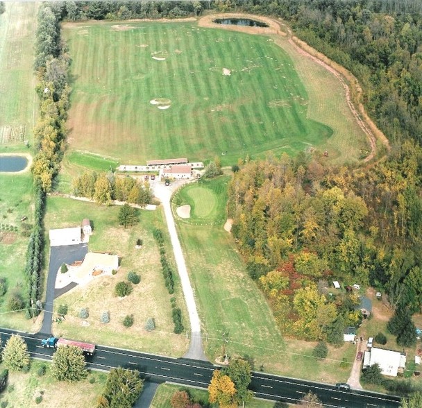 17071 Ridge Rd, Holley, NY for sale - Primary Photo - Image 1 of 64