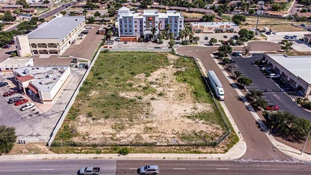 221 Calle Del Norte, Laredo, TX for sale Aerial- Image 1 of 1