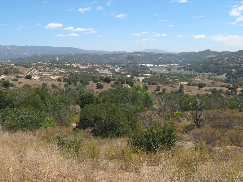 29 Cool Water Ranch Way, Valley Center, CA for sale - Primary Photo - Image 1 of 1