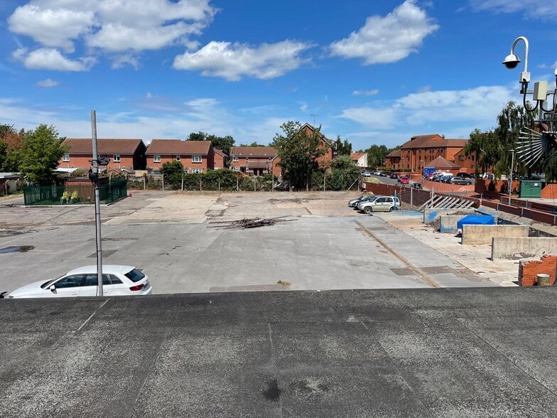 64-66 Old Taunton Rd, Bridgwater to rent - Building Photo - Image 2 of 5