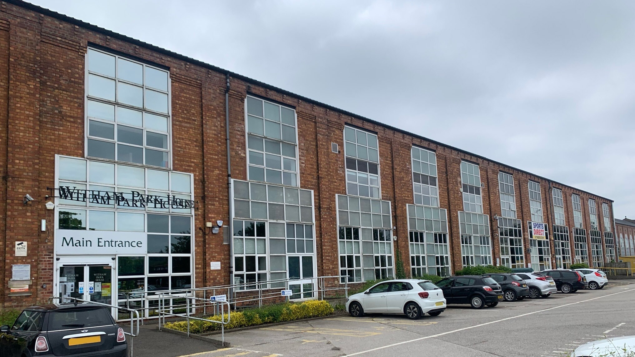 Waterside S, Lincoln to rent Building Photo- Image 1 of 10