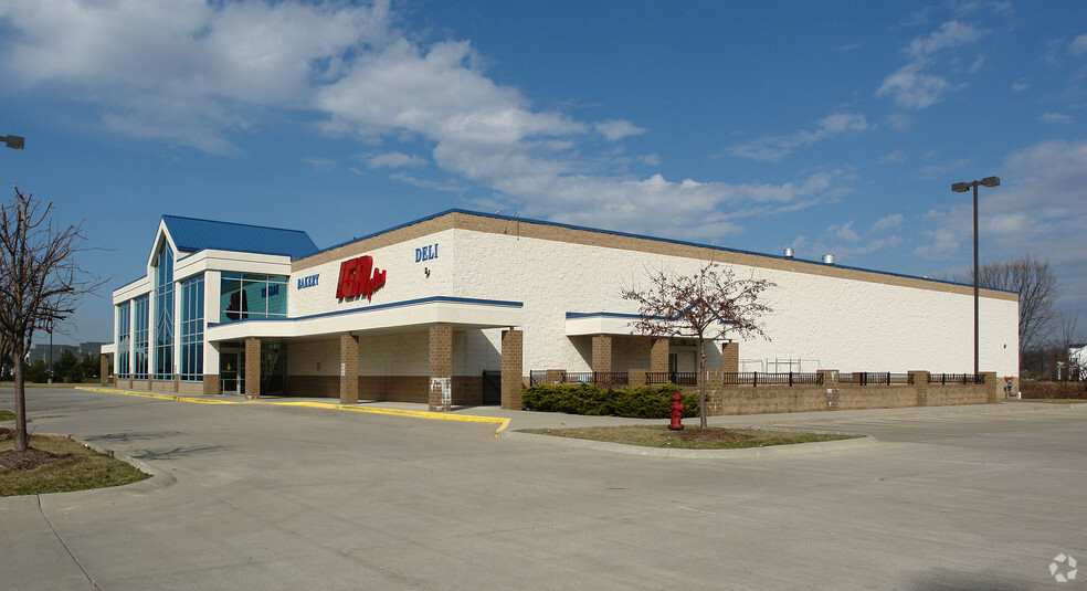 540 N Center St, Lagrange, OH for rent - Building Photo - Image 3 of 8