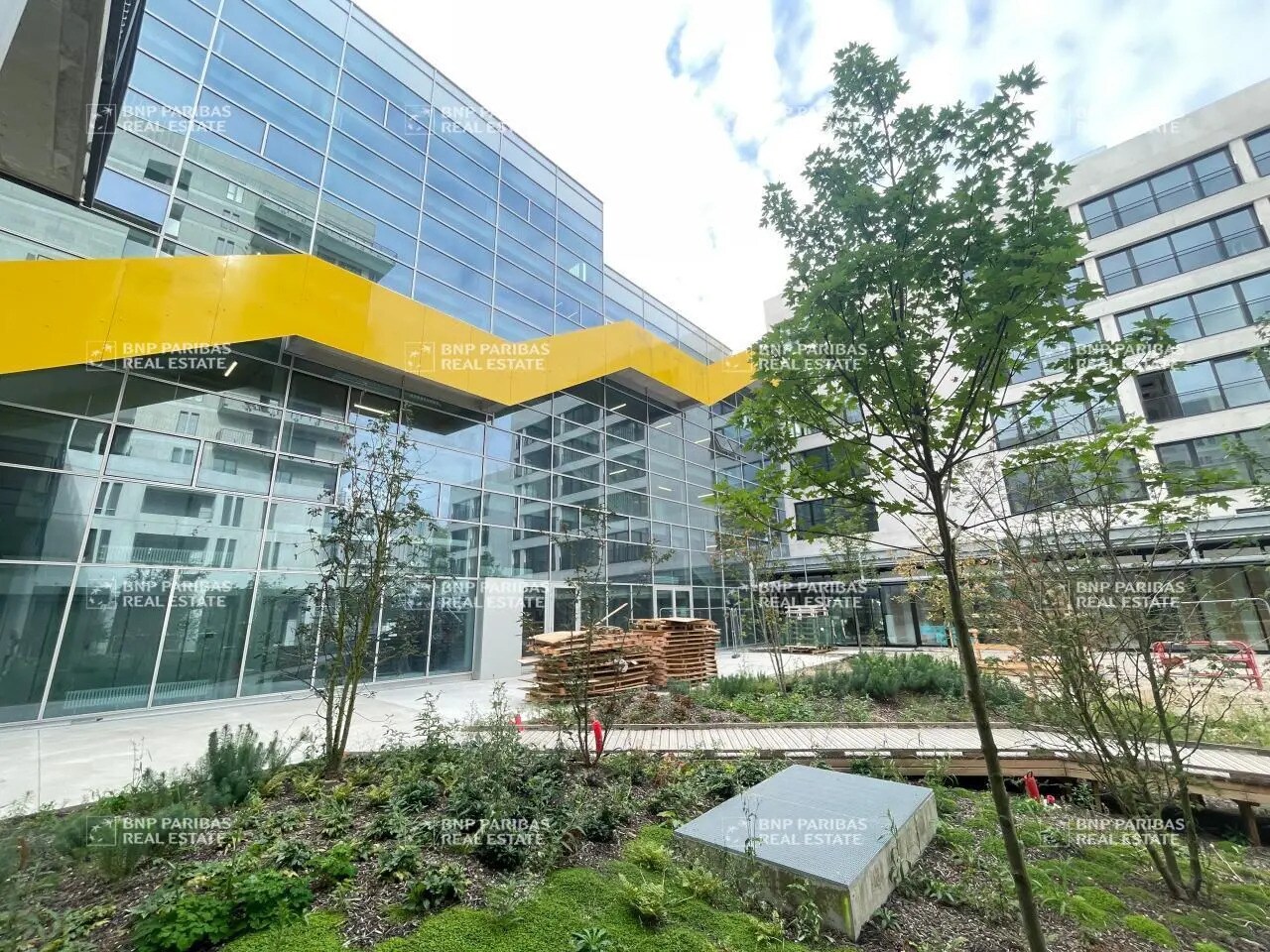 Office in Nantes for sale Building Photo- Image 1 of 18