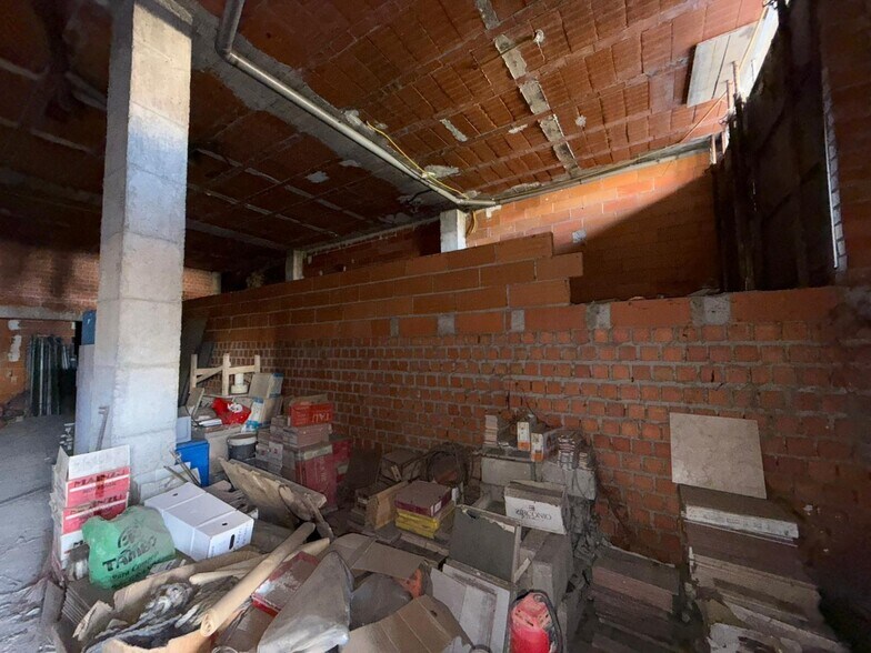 Retail in Cáceres for sale - Interior Photo - Image 3 of 20