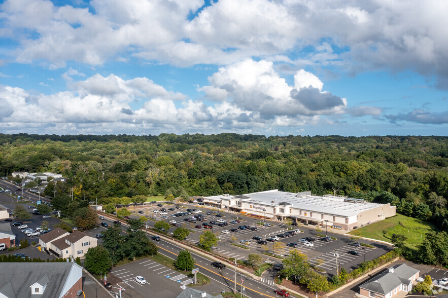 470-484 Monroe Tpke, Monroe, CT for rent - Aerial - Image 3 of 3