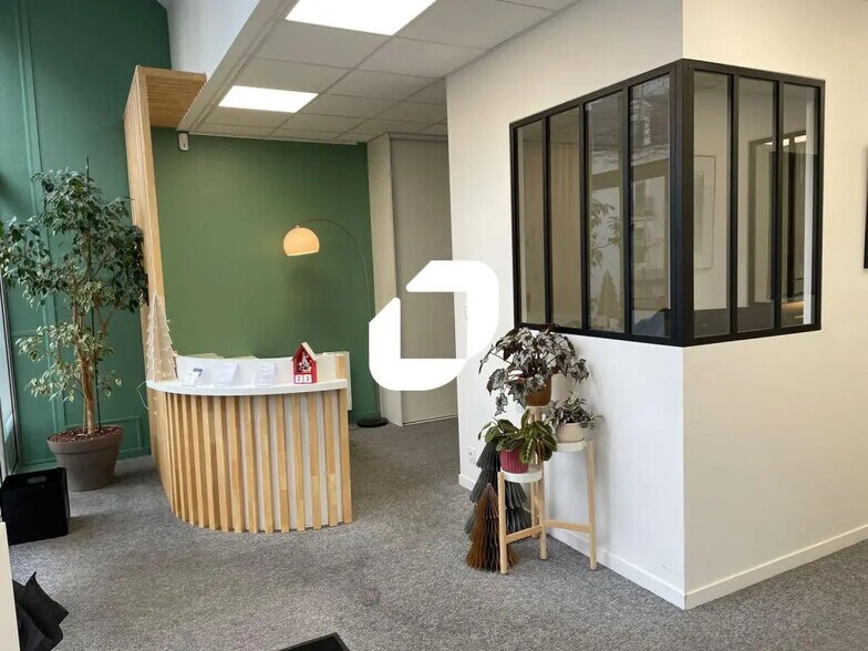 Office in Nantes for sale - Interior Photo - Image 3 of 11