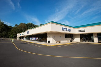 1130 Perry Hwy, Pittsburgh, PA to rent Building Photo- Image 1 of 2