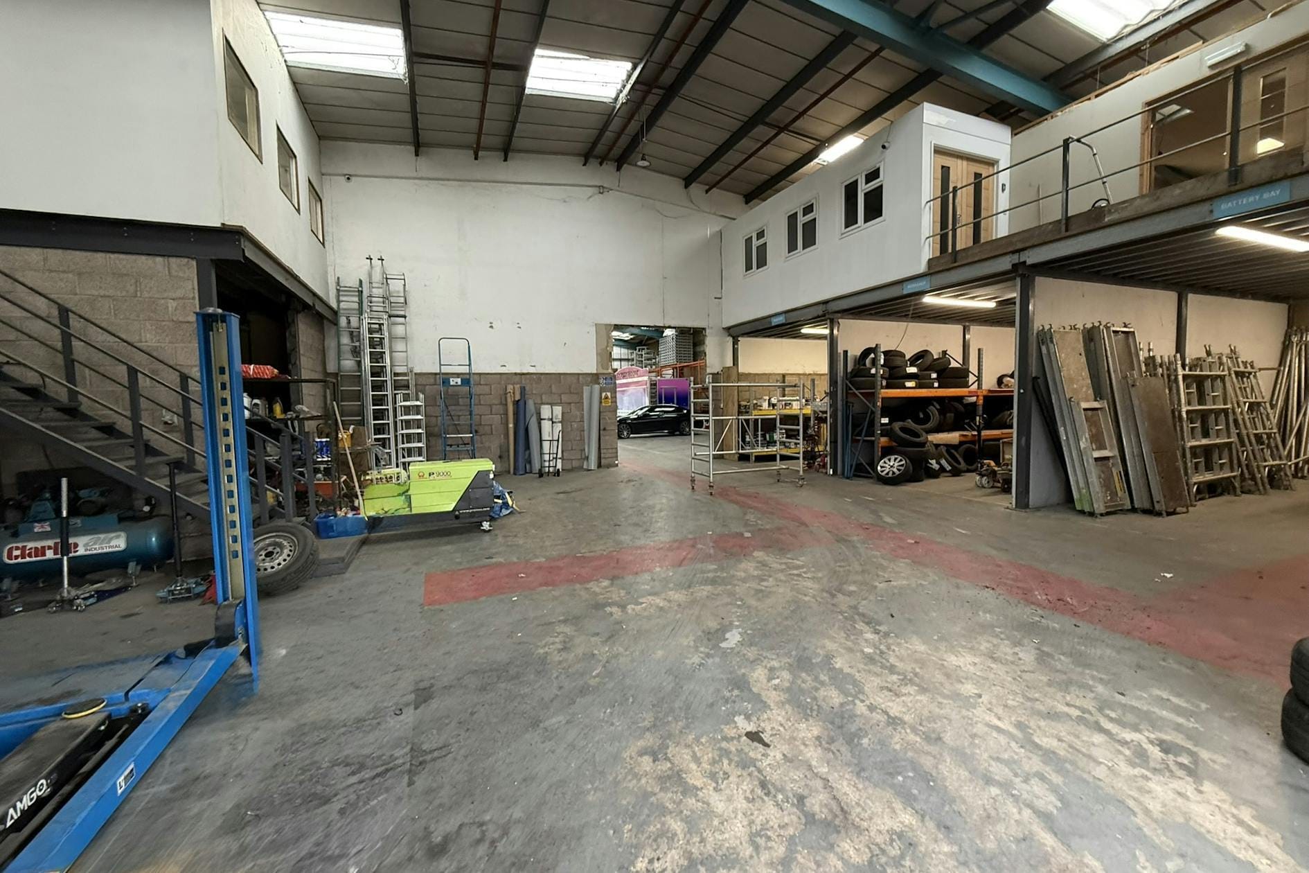 Tower Ln, Eastleigh to rent Interior Photo- Image 1 of 5