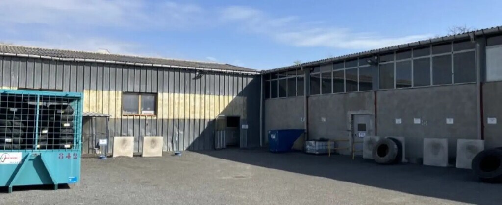 Vente Entrepôt 3 600 m² - Photo 1