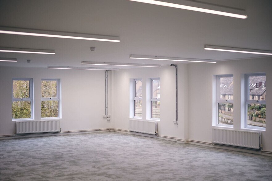 1-5 Buckingham St, Oxford to rent - Interior Photo - Image 3 of 13
