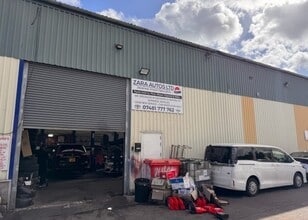 Atlas Trading Estate, Cross Street, Bilston to rent Building Photo- Image 1 of 1