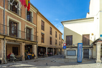 Calle San Felipe Neri, 3, Alcalá De Henares, Madrid for rent Building Photo- Image 1 of 3