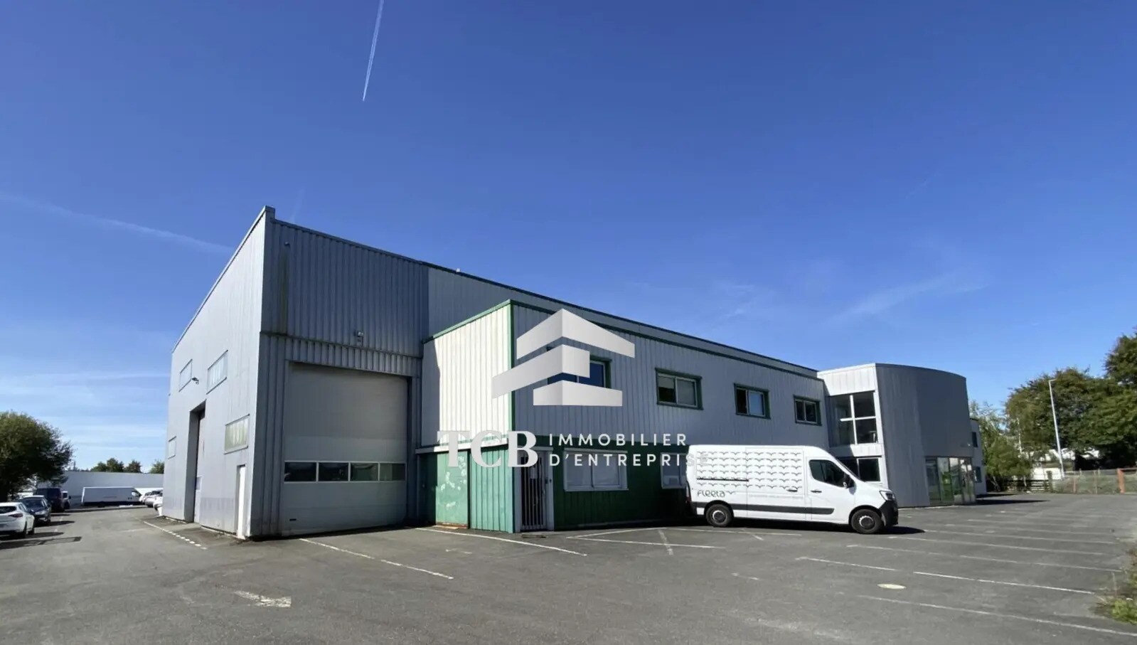 Light Industrial in Treillières to rent Building Photo- Image 1 of 16