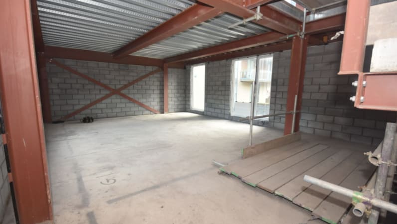 156 Chapel St, Salford, GTM M3 6BF - Unit Commercial Unit 10 - - Interior Photo - Image 1 of 3