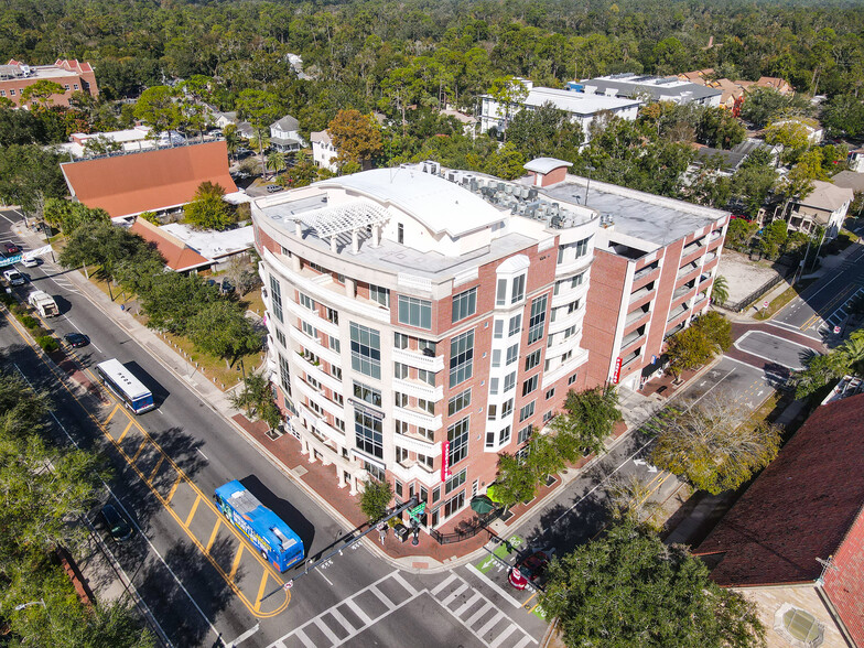 1800 W University Ave, Gainesville, FL for rent - Building Photo - Image 2 of 12