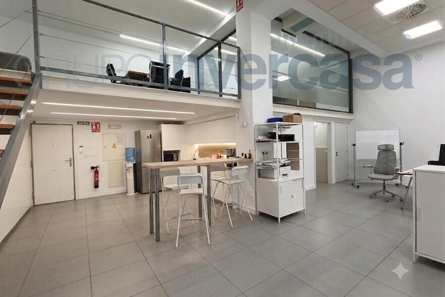 Office in Xirivella, Valencia for sale - Interior Photo - Image 2 of 9