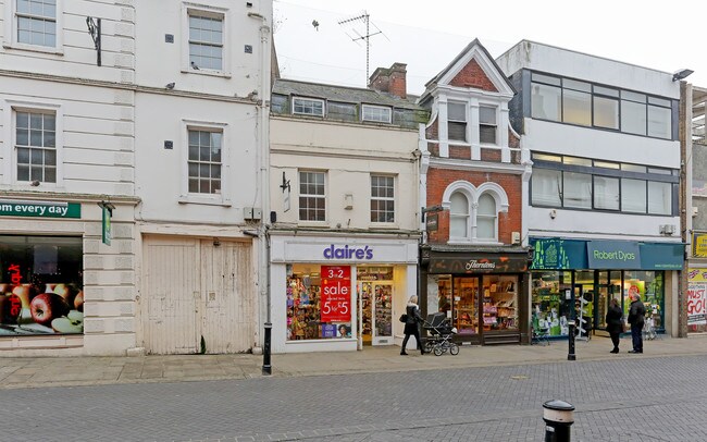 More details for 33 Peascod St, Windsor - Retail for Sale