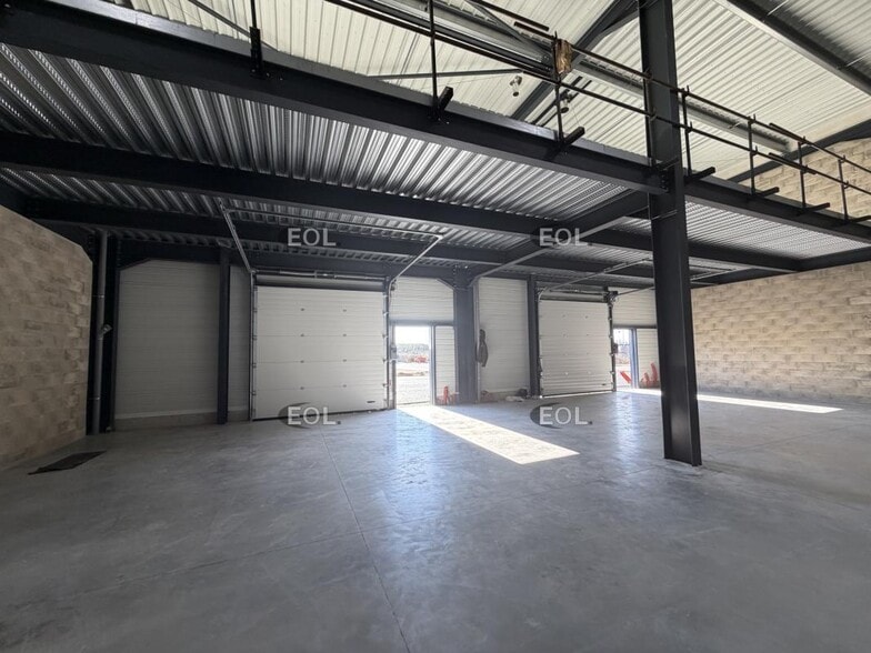 Industrial in Fleury-Mérogis to rent - Interior Photo - Image 3 of 3