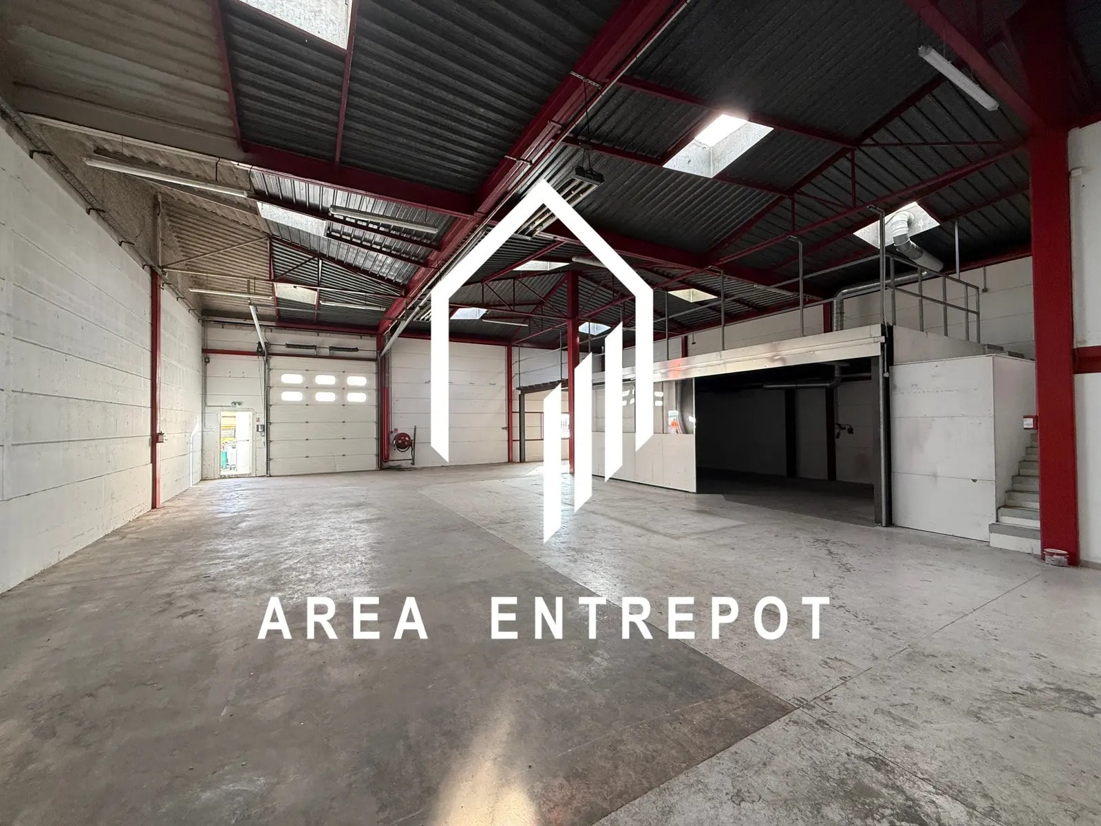 Light Industrial in Marseille to rent Building Photo- Image 1 of 20