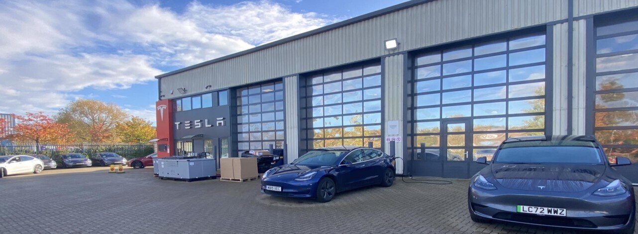 Northfield Dr, Milton Keynes for sale Primary Photo- Image 1 of 1