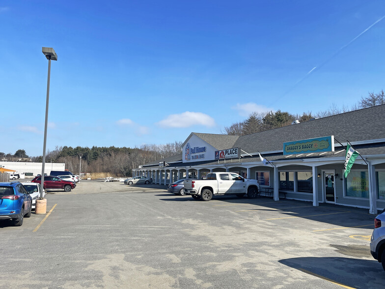 245 Center St, Auburn, ME for rent - Building Photo - Image 3 of 4