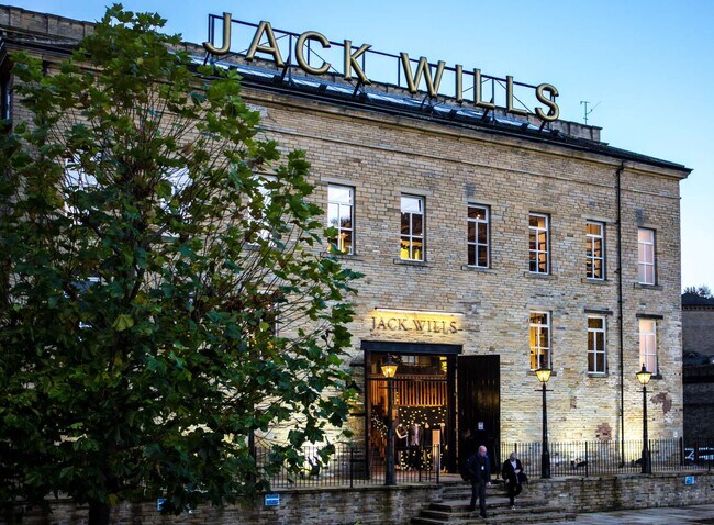 More details for Crossley Mill, Halifax - Retail to Rent