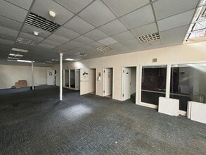 15-39 Durham St, Glasgow to rent Building Photo- Image 2 of 3