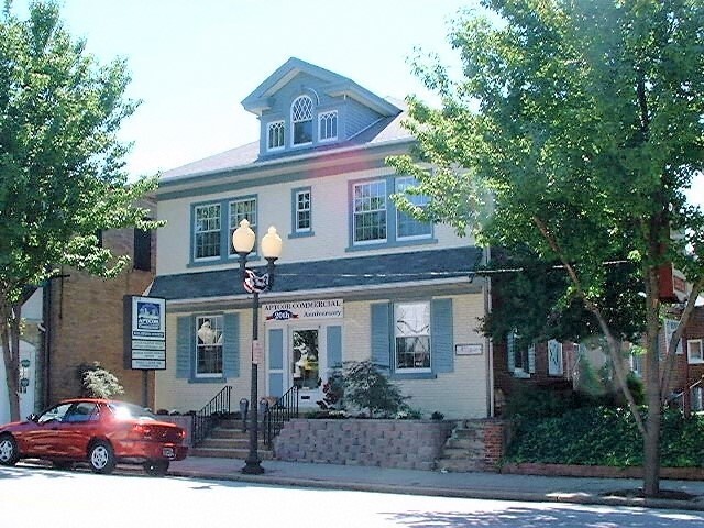 414 W Main St, Lansdale, PA for rent - Building Photo - Image 1 of 16